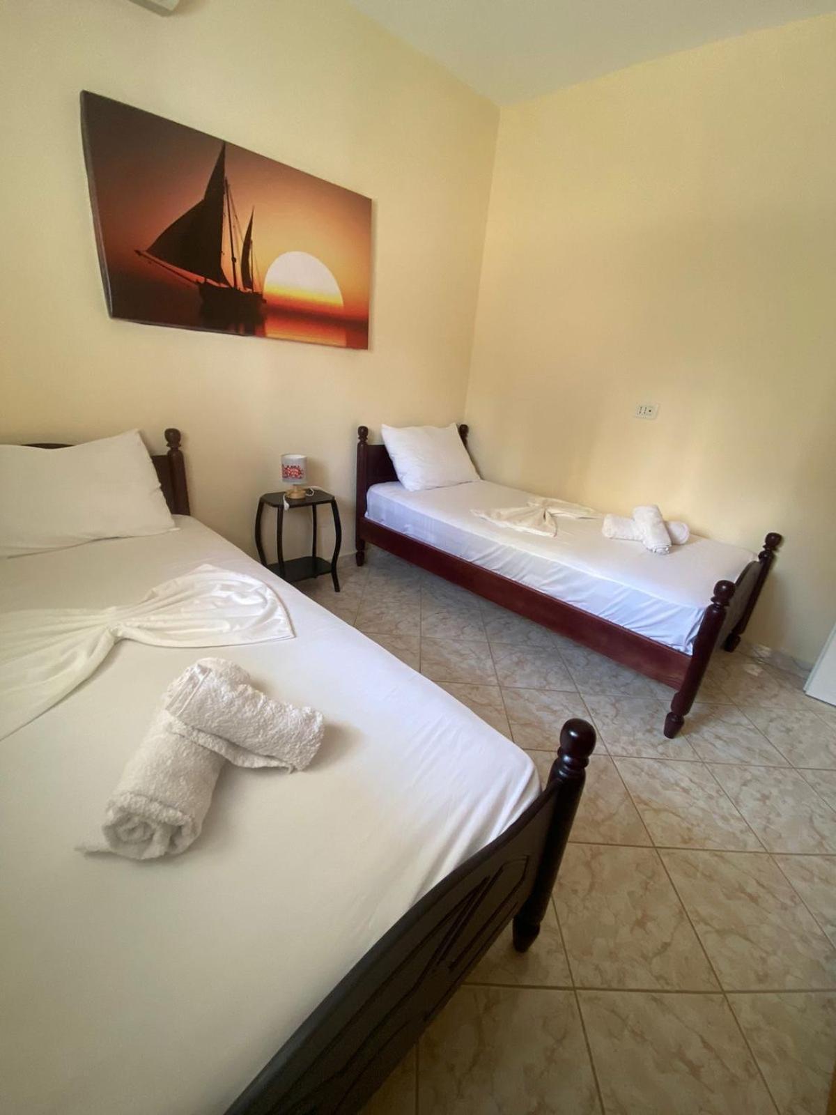 Sea Side Apartamento Sarandë